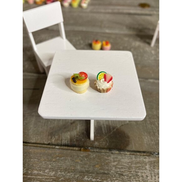 Miniature Dollhouse Set of 11 Fruit Tarts Dessert Food Assorted Pastries Crafts - Picture 4 of 9